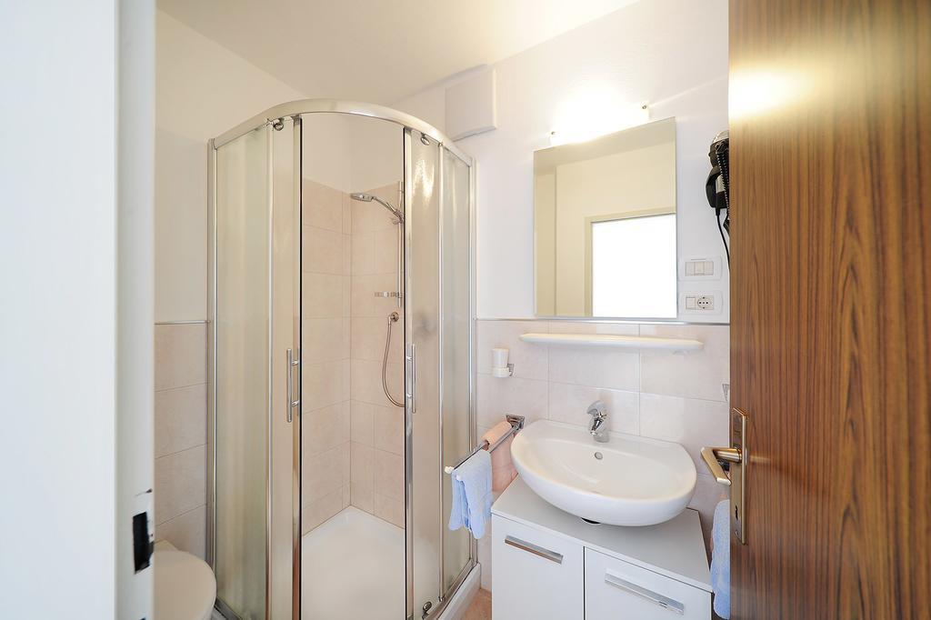 Haus Rosengarten Тіроло Номер фото